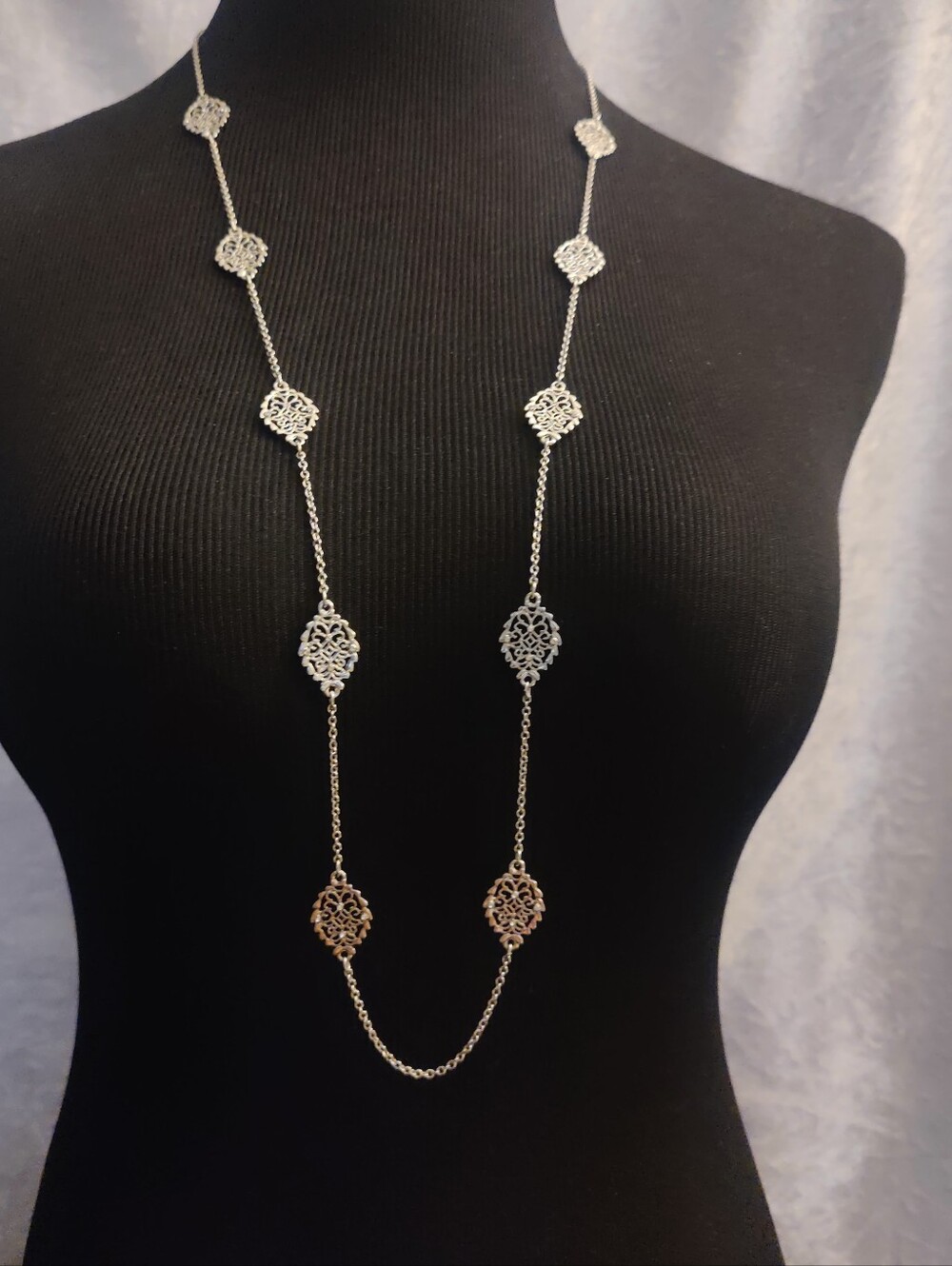 Ann Taylor Silver Tone Filigree Station Necklace 18-21" Adjustable Floral